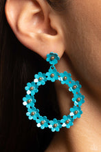 Load image into Gallery viewer, Daisy Meadows - Blue post earring D051
