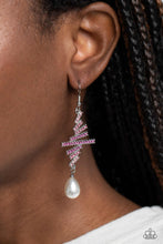 Load image into Gallery viewer, Timeless Tapestry - Pink earring D082
