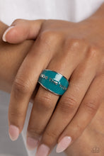 Load image into Gallery viewer, West Coast Waves - Blue ring C031
