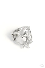 Load image into Gallery viewer, Seashell Showcase - Silver ring D073
