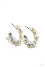 Load image into Gallery viewer, Floral Focus - White earring  D026
