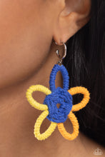 Load image into Gallery viewer, Spin a Yarn - Orange earring A075
