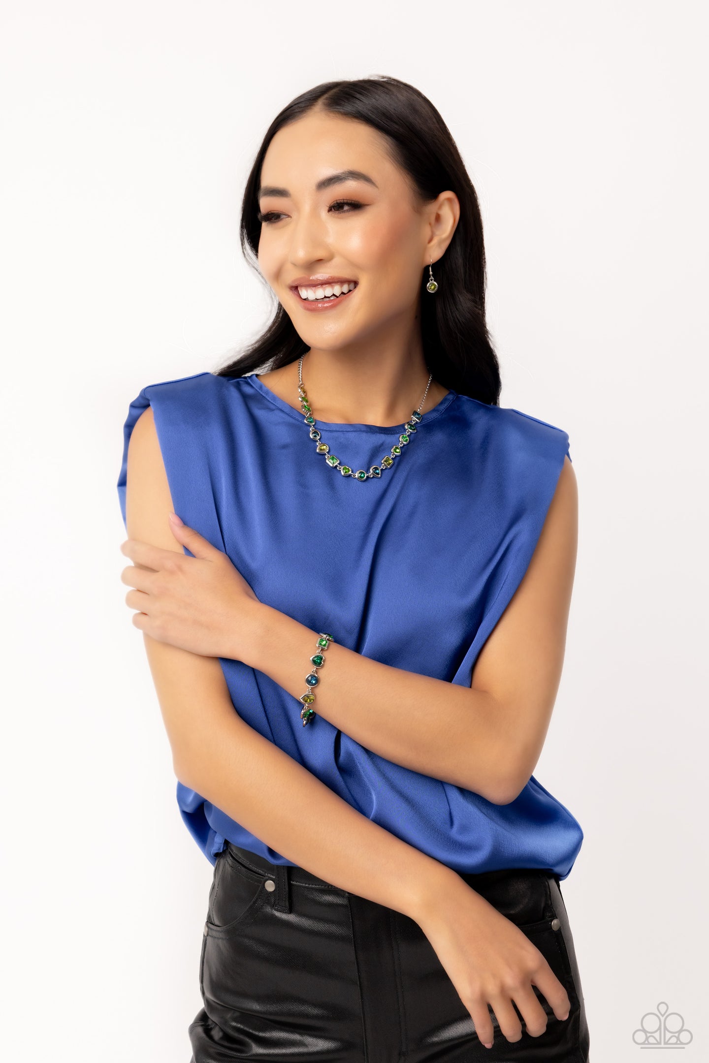 Abstract Admirer - Green necklace plus bracelet A038