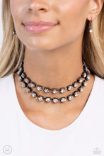 Load image into Gallery viewer, Glistening Gallery - Black choker necklace E015
