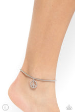 Load image into Gallery viewer, Pampered Peacemaker - White anklet E008
