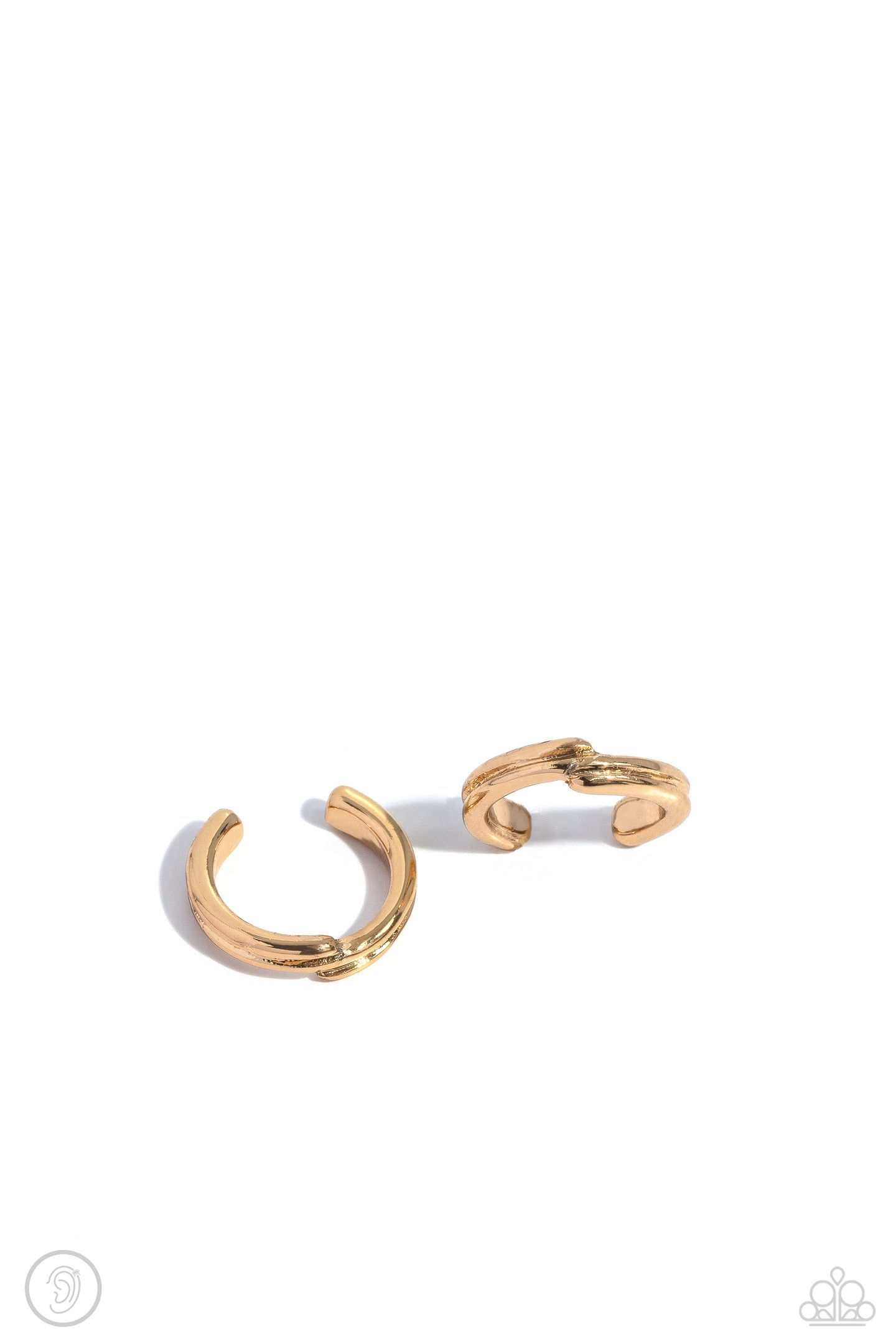 Linear Legacy - Gold cuff earring E016