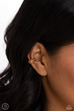Load image into Gallery viewer, Daisy Debut - Gold ear cuff earring B085
