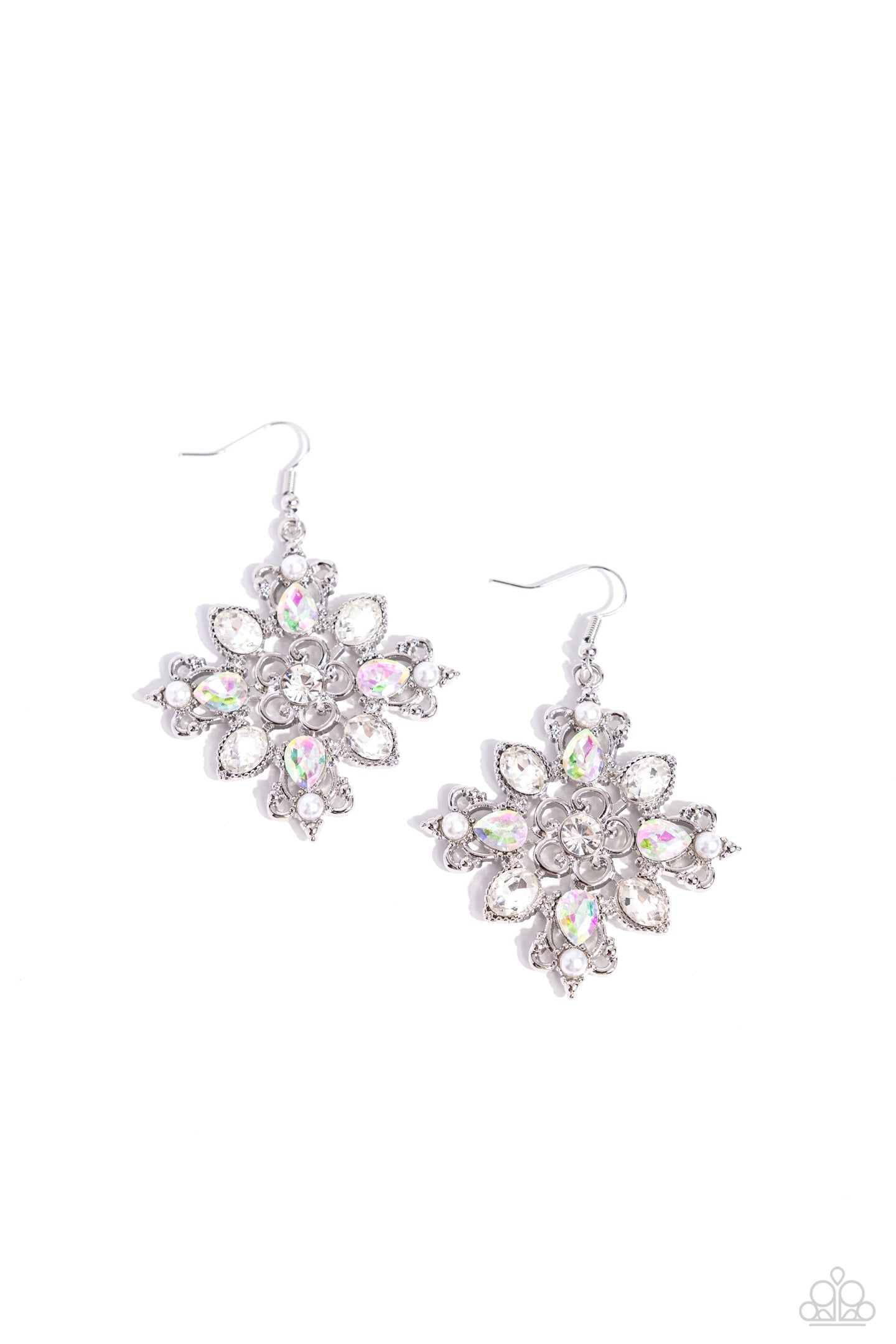 Fancy-Free Florals - White earring E003