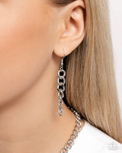 Load image into Gallery viewer, Leading Loops - Silver necklace E010

