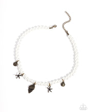 Load image into Gallery viewer, Beachcomber Beauty - Brass necklace E063
