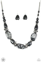 Load image into Gallery viewer, In Good Glazes - Black necklace B094
