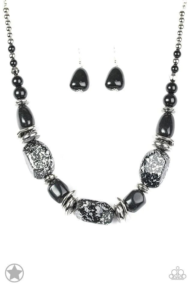 In Good Glazes - Black necklace B094