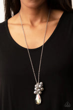 Load image into Gallery viewer, Drip Drop Dazzle - Silver necklace B101
