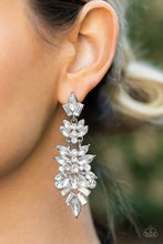 Load image into Gallery viewer, Frozen Fairytale - White post earring 1950
