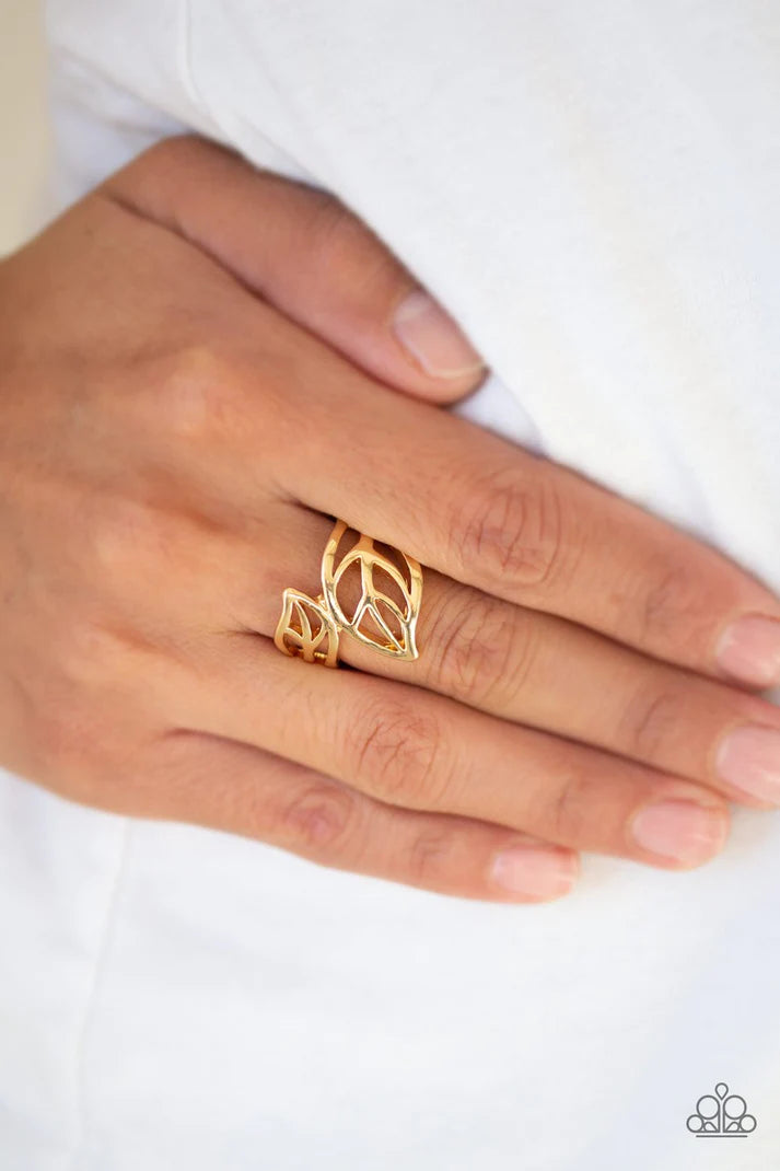 LEAF It All Behind - Gold ring 816