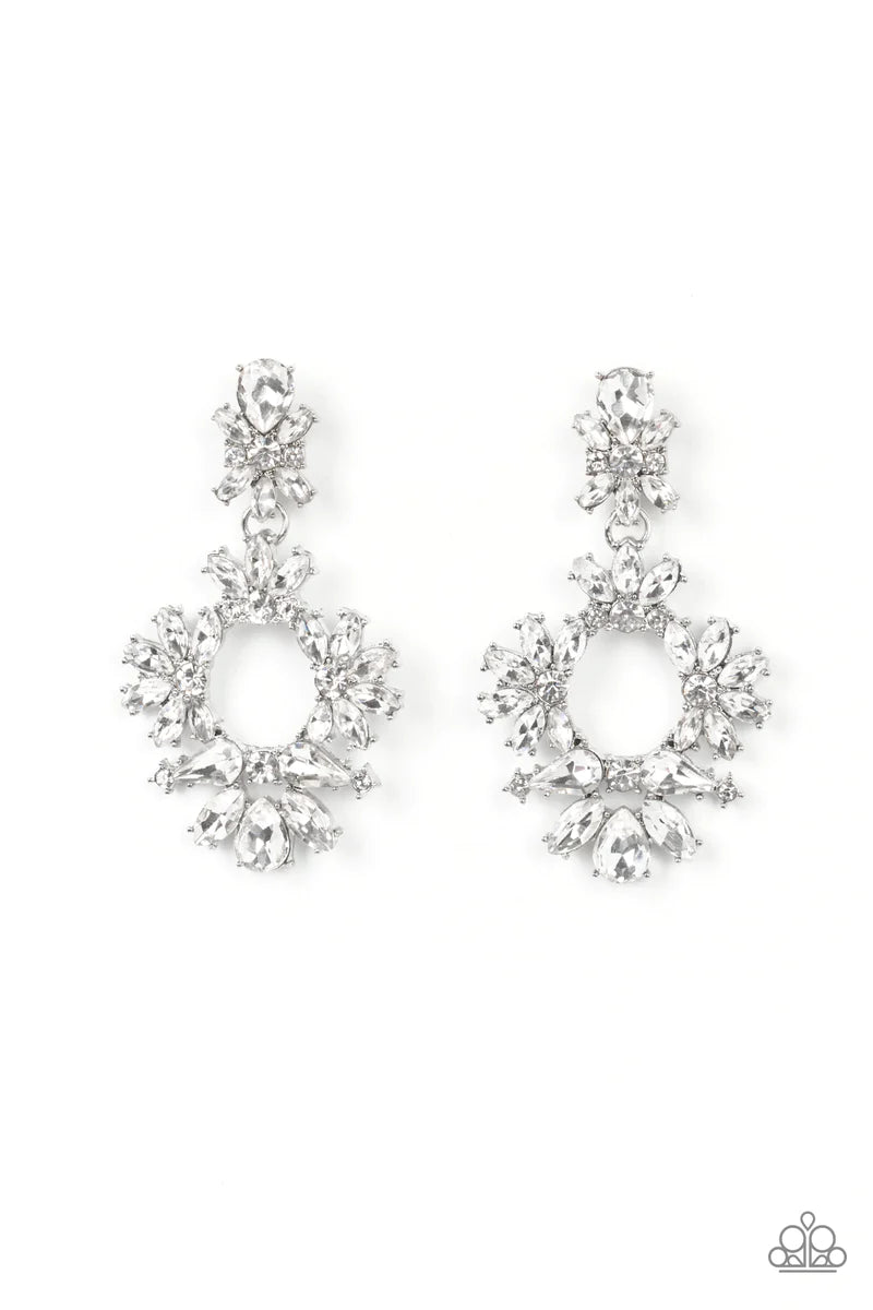 Leave Them Speechless - white post earring D063