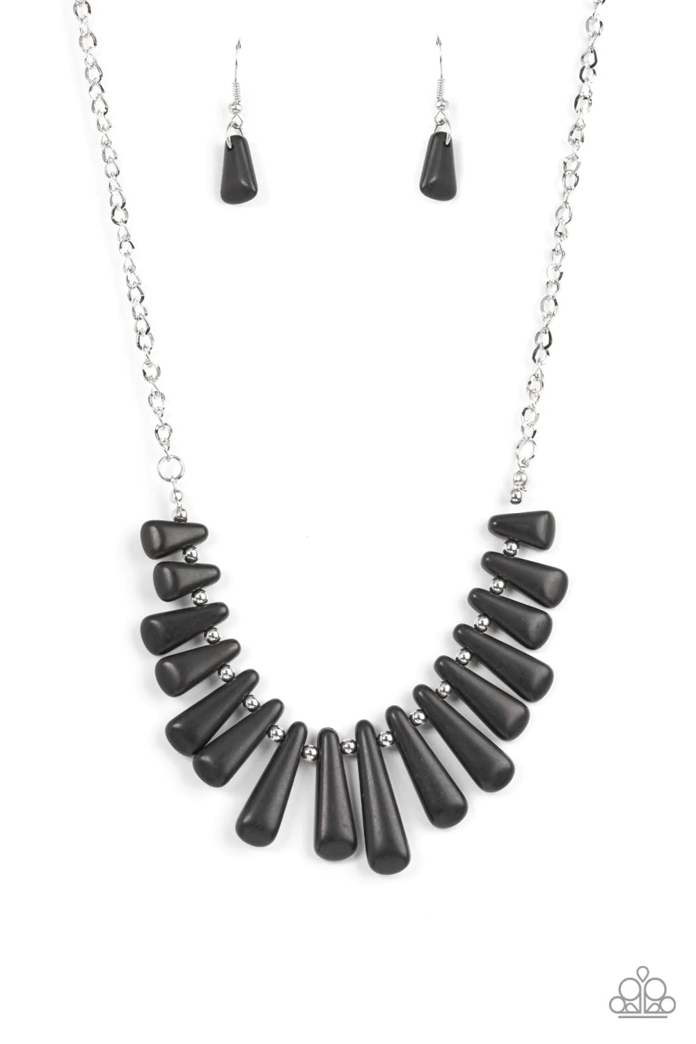 Mojave Empress- Black necklace C013