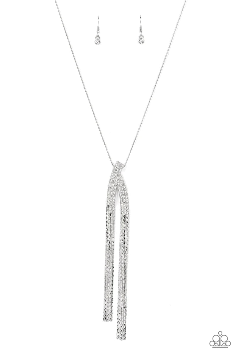 Out Of The Sway - white necklace D063