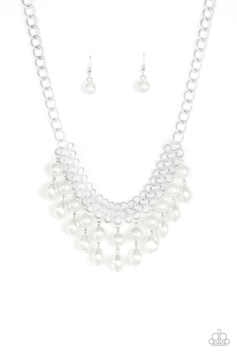 5th Avenue Fleek - white necklace 749