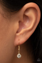 Load image into Gallery viewer, Heartbreakingly Blingy - Gold necklace D016
